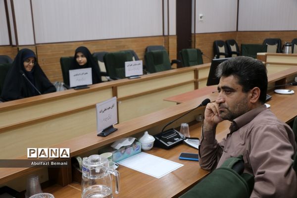 جلسه شورای برنامه‌ریزی سازمان دانش‌آموزی استان قم