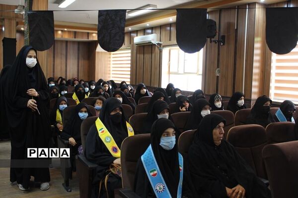 بازدید مسئولان سازمان دانش‌آموزی استان فارس از روند برگزاری همایش دختران بانوی بهشت