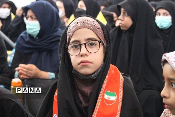 بازدید مسئولان سازمان دانش‌آموزی استان فارس از روند برگزاری همایش دختران بانوی بهشت