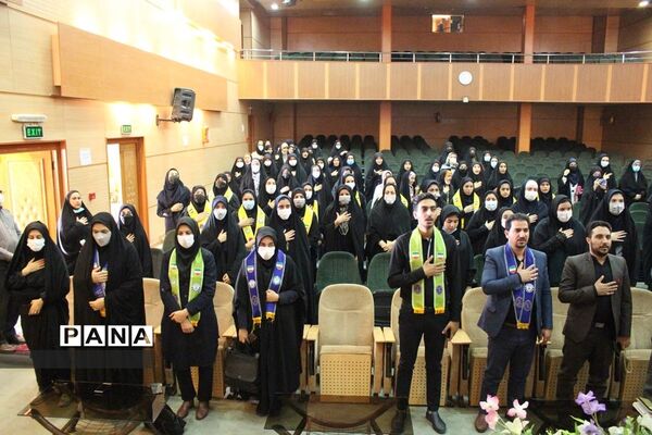 بازدید مسئولان سازمان دانش‌آموزی استان فارس از روند برگزاری همایش دختران بانوی بهشت