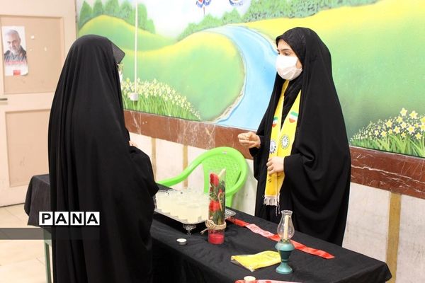 بازدید مسئولان سازمان دانش‌آموزی استان فارس از روند برگزاری همایش دختران بانوی بهشت