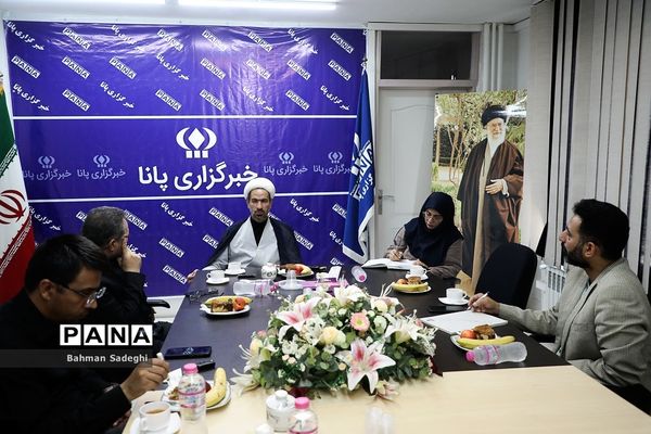 بازدید عضو کمیسیون آموزش و تحقیقات مجلس شورای اسلامی از خبرگزاری پانا