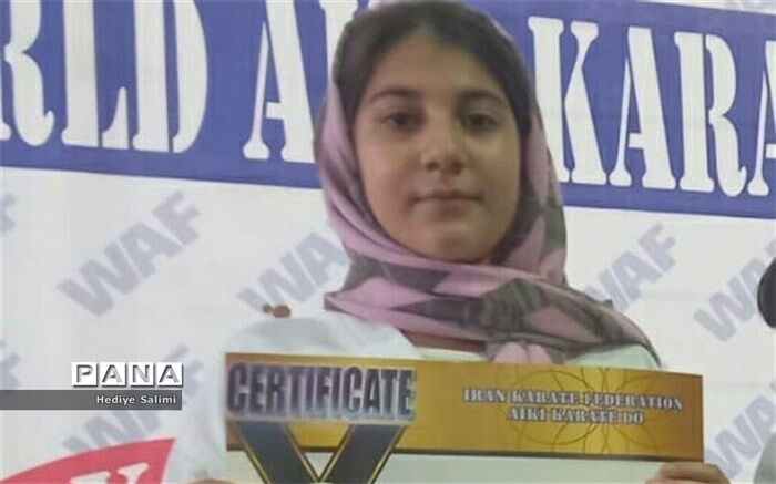 درخشش دانش‌آموز شهرستان قرچک در مسابقات کاراته