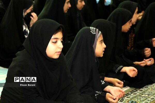 برگزاری همایش دختران بانوی بهشت ویژه دانش‌آموزان عضو سازمان دانش‌آموزی درپاسارگاد