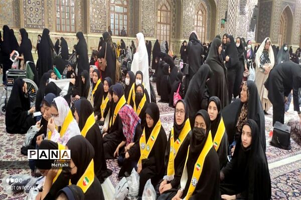 برگزاری همایش دختران بانوی بهشت ویژه دانش‌آموزان عضو سازمان دانش‌آموزی درناحیه 3 شیراز