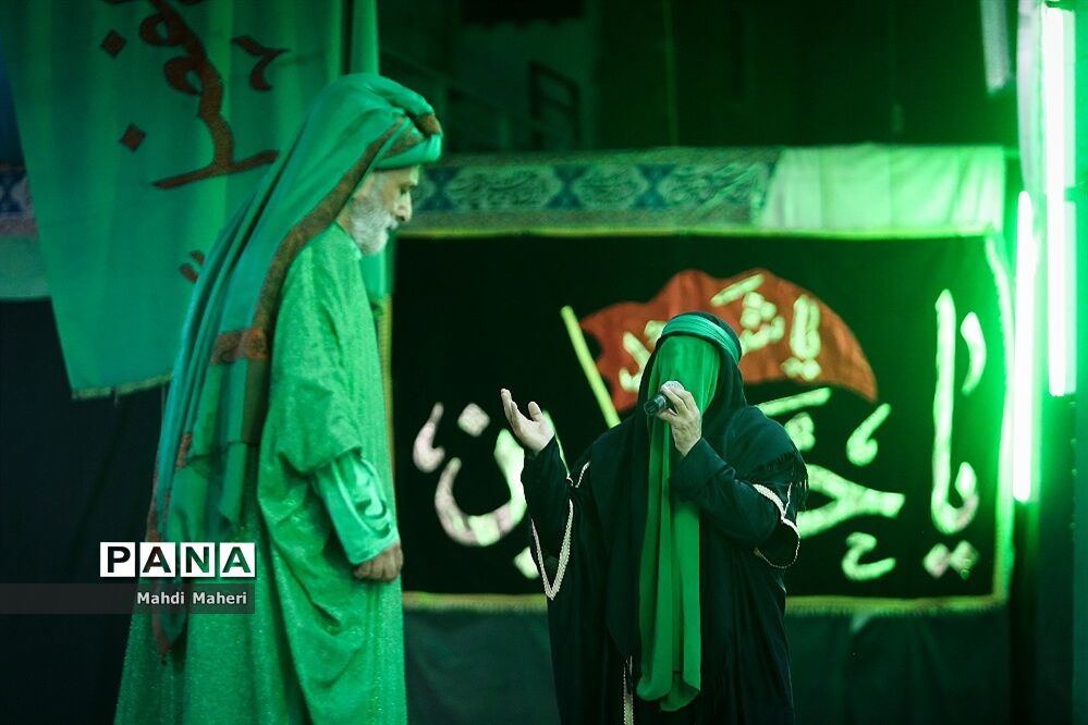 تعزیه‌خوانی حضرت فاطمه الزهرا‌(س) در تکیه شوفرها