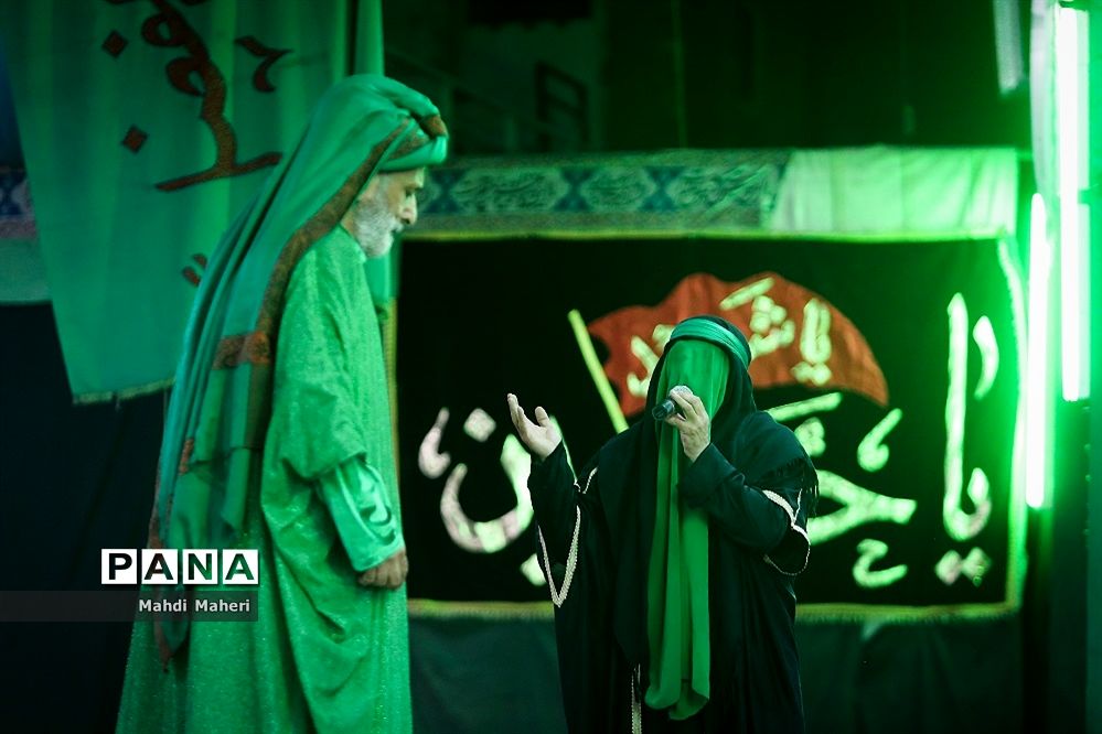 تعزیه‌خوانی حضرت فاطمه الزهرا‌(س) در تکیه شوفرها