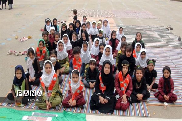 همایش دختران بانوی بهشت ویژه دانش‌آموزان عضو سازمان دانش‌آموزی در سروستان