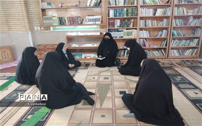 کلاس‌های قرآن بستر جذب دانش آموزان به مسجد است