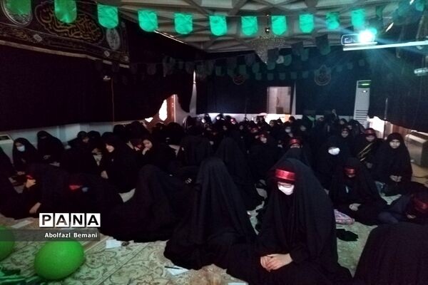 محفل دختران بهشتی در حرم حضرت معصومه(س)