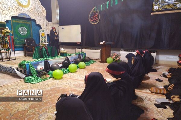 محفل دختران بهشتی در حرم حضرت معصومه(س)
