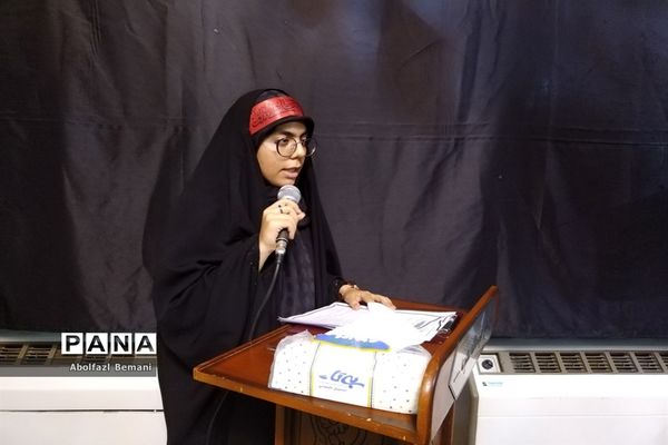 محفل دختران بهشتی در حرم حضرت معصومه(س)