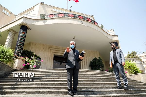 حاشیه جلسه هیات دولت - 12مرداد