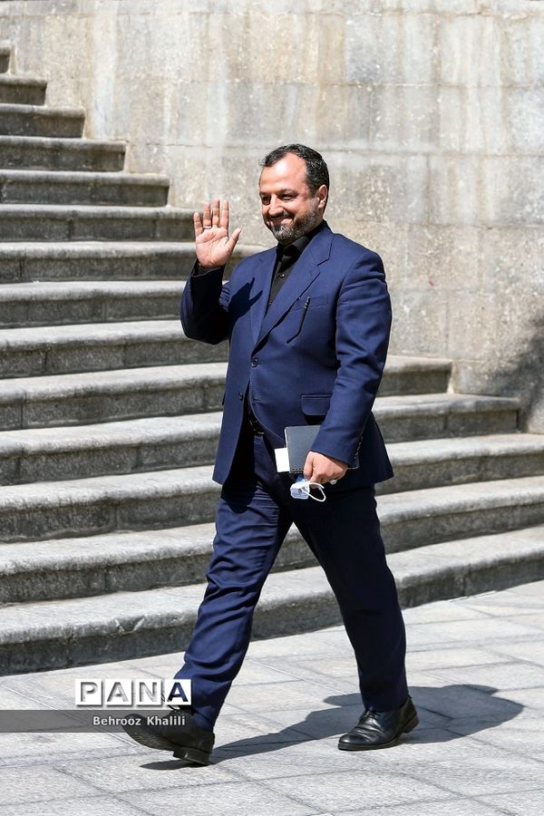 حاشیه جلسه هیات دولت - 12مرداد