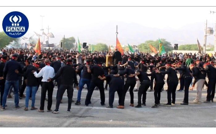 عزاداری سنتی در جوار مرقد مطهر امام‌زاده شاه قطب‌الدین حیدر رودان /فیلم