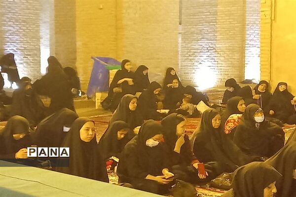 عزاداری حسینی با حضور پرشور عاشقان در ورامین