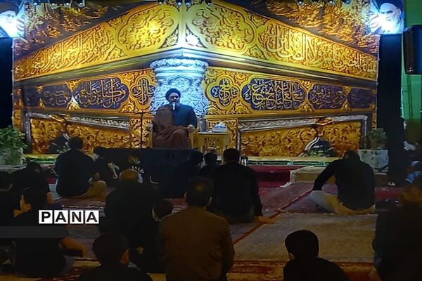 عزاداری حسینی با حضور پرشور عاشقان در ورامین