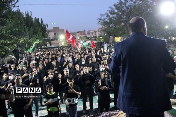 سوگواری هیات فرهنگیان آموزش و پرورش اسلامشهر در شب تاسوعای حسینی