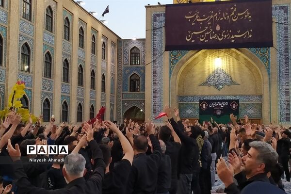 برگزاری اجتماع عاشوراییان در حرم مطهر رضوی