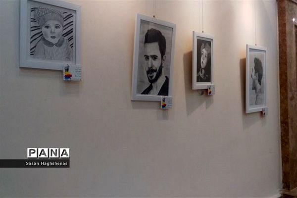 نمایشگاه نقاشی گروهی بازباران دراسلامشهر