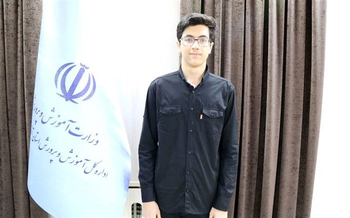 رتبه 8 کنکور تجربی: دبیرانم در دوران کرونا همیشه پاسخگوی سوالات و مشکلاتم بودند