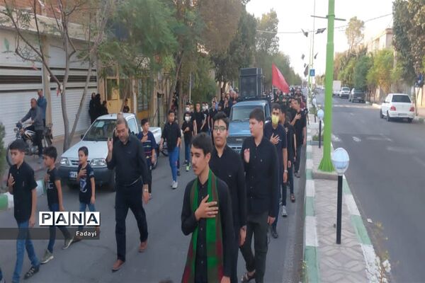 برگزاری مراسم احلی من العسل در اردستان