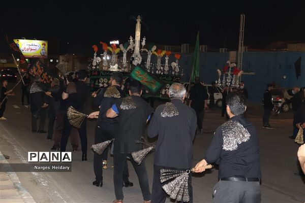 برگزاری مراسم زنجیر زنی و سنج و دمام در شهرستان امیدیه