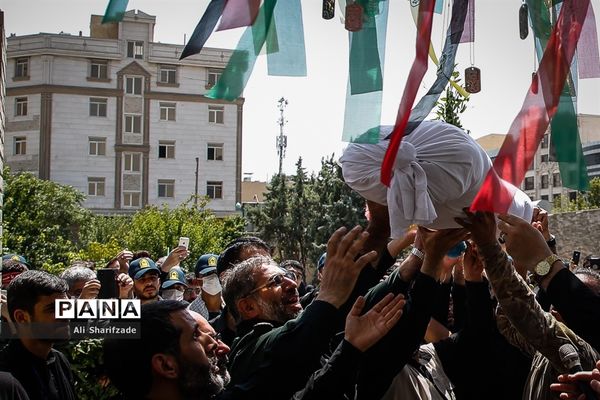 مراسم تشییع و تدفین پیکر شهید گمنام