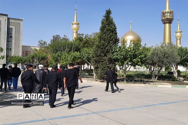 آیین سوگواره احلی من العسل در مرقد مطهر امام خمینی(ره)