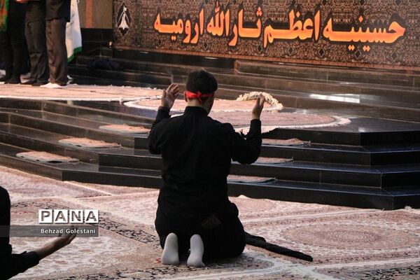 مراسم سوگواره احلی من العسل در ارومیه