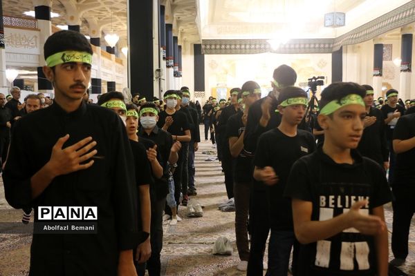 سوگواره عاشورایی «احلی من العسل» در قم-1
