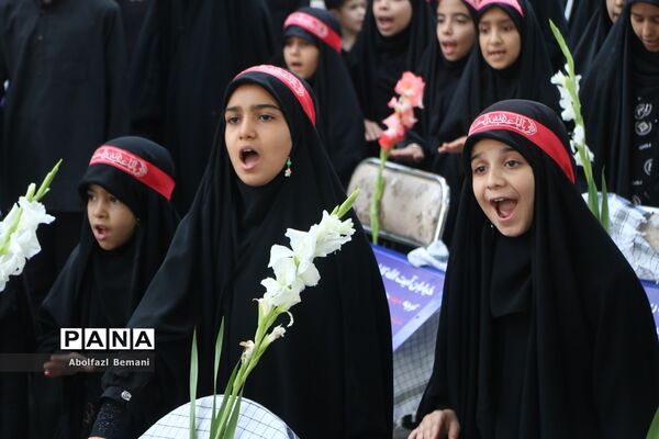 آیین آغاز نصب 222 تابلوی هوشمند شهدا در قم-2