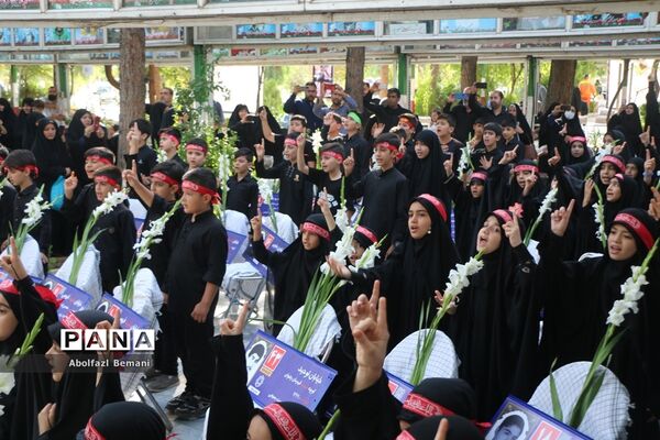آیین آغاز نصب 222 تابلوی هوشمند شهدا در قم-2