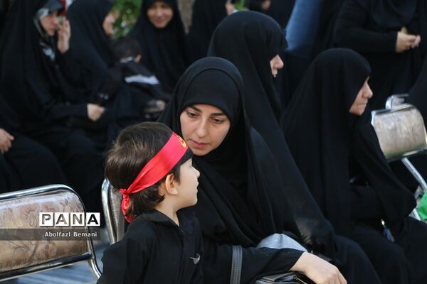 آیین آغاز نصب 222 تابلوی کوچه به نام شهدا در قم-1