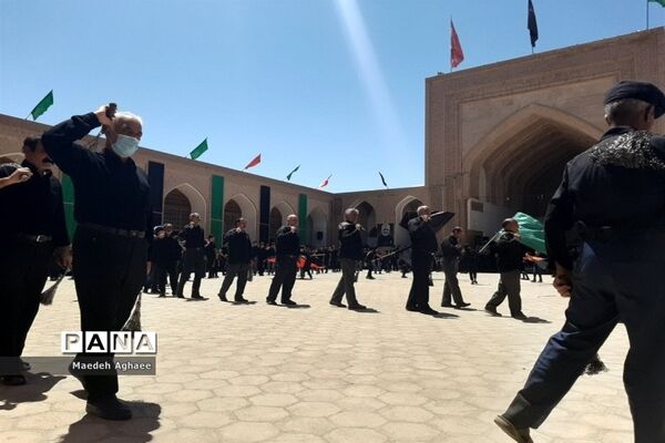 برگزاری مراسم زنجیر و سینه زنی در گناباد