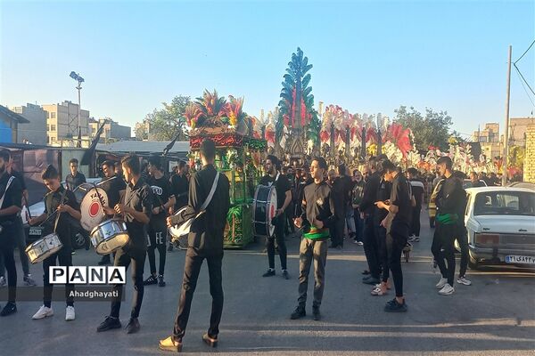 دسته‌روی عزاداران حسینی تا حرم مطهر رضوی