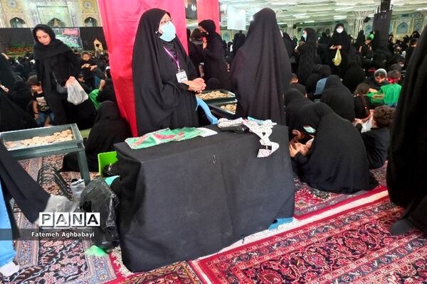 برگزاری همایش شیرخوارگان حسینی در مصلی امام خمینی (ره )شهرکرد
