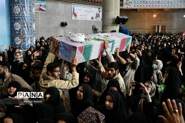 تشییع پیکر دو شهید مدافعان حرم در محمودآباد