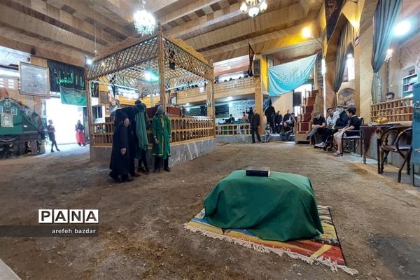 مراسم تعزیه خوانی در بلده