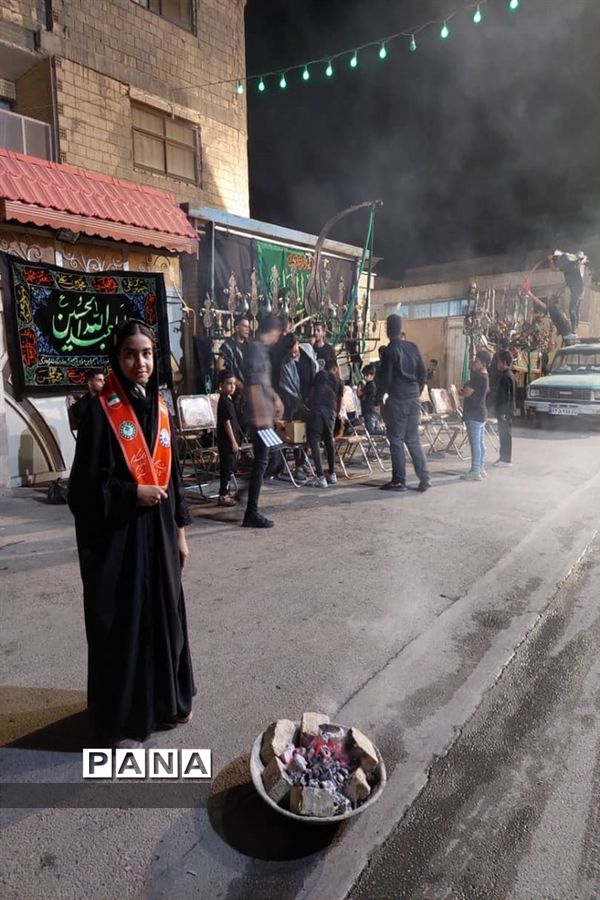 خدمت رسانی پیشتازان سازمان دانش‌آموزی در مراسم شیرخوارگان  واقع درامامزاده ابراهیم ابن موسی ابن جعفر (امامزاده نرمی) زمان آباد