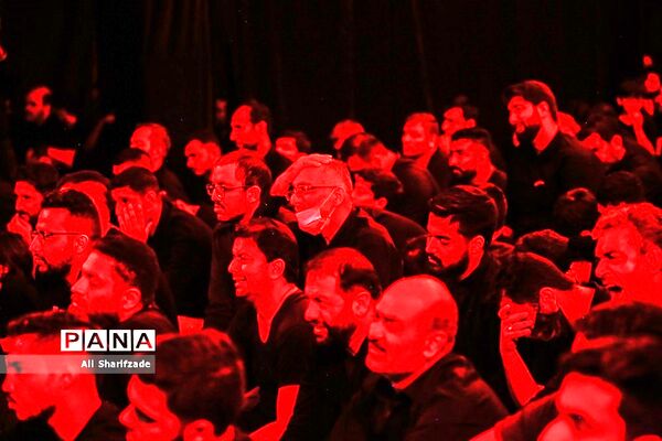عزاداری شب هشتم محرم در هیِات روضه الحسنین (ع)