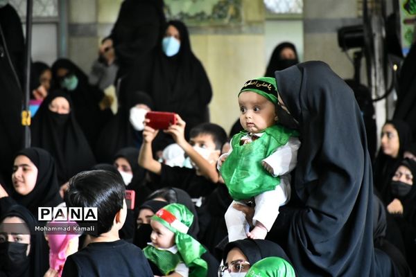همایش شیرخوارگان حسینی در شهر محلات