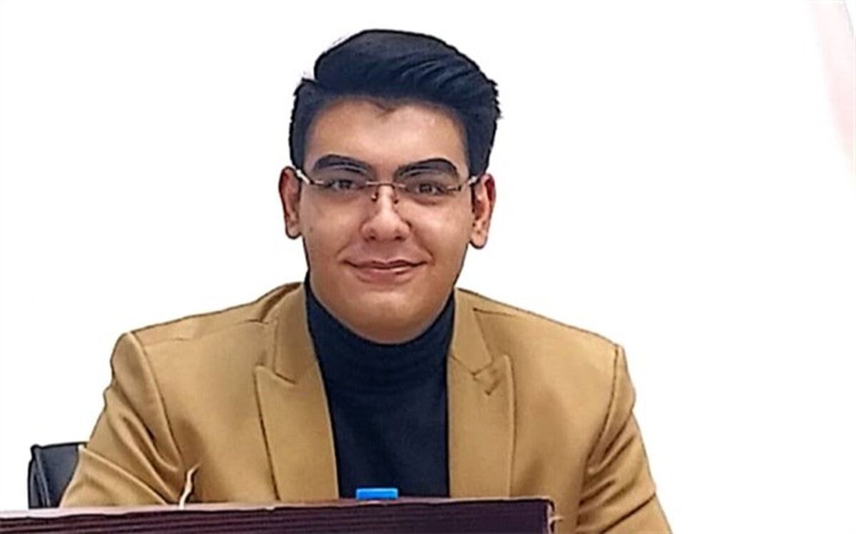 مهمترین شاخه ادبیات فارسی بعد از پیروزی انقلاب اسلامی شعر آئینی است