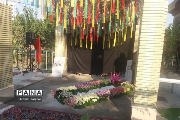 شهید گمنام 17 ساله مهمان آموزش و پرورش منطقه5 شد