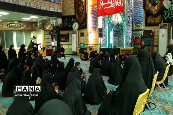 عزاداری نوجوانان منطقه ۱۳ در هیات منتظران موعود