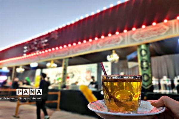 خیابان‌های مشهد در شب تاسوعای حسینی