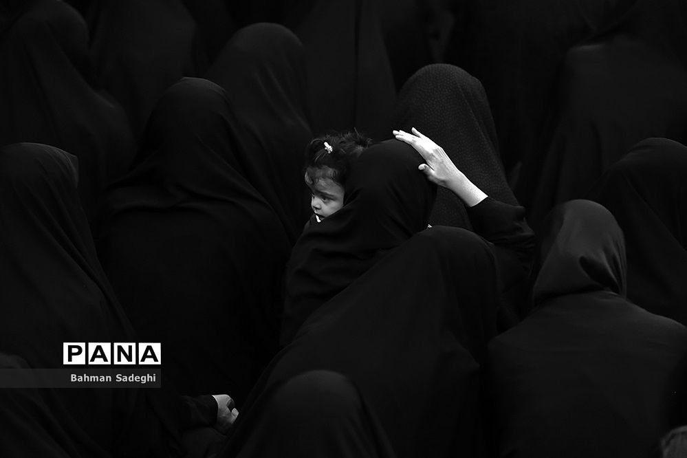 مراسم تاسوعای حسینی درتکیه سادات اخوی