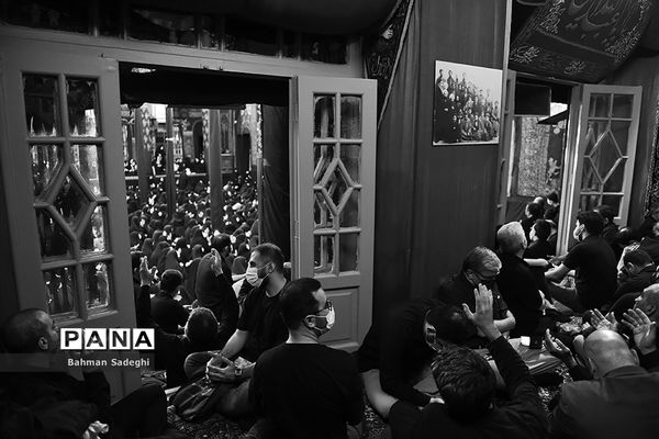 مراسم تاسوعای حسینی درتکیه سادات اخوی