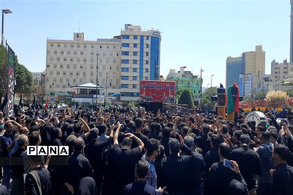 مراسم تاسوعای حسینی  در مشهد مقدس