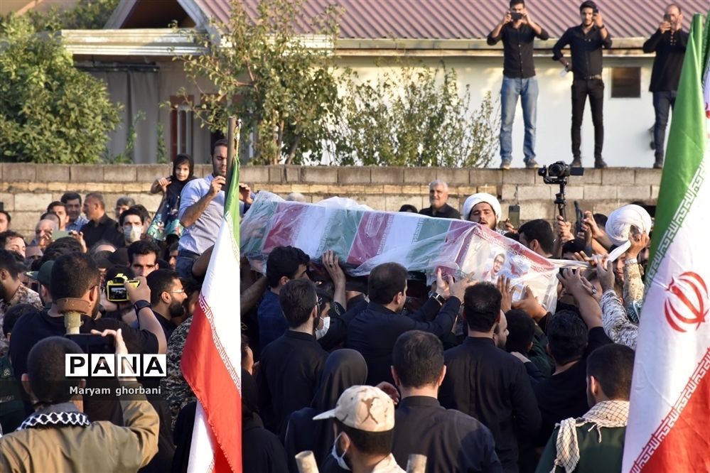 خاکسپاری پیکر مطهر شهید محمد امین کریمیان در بهنمیر